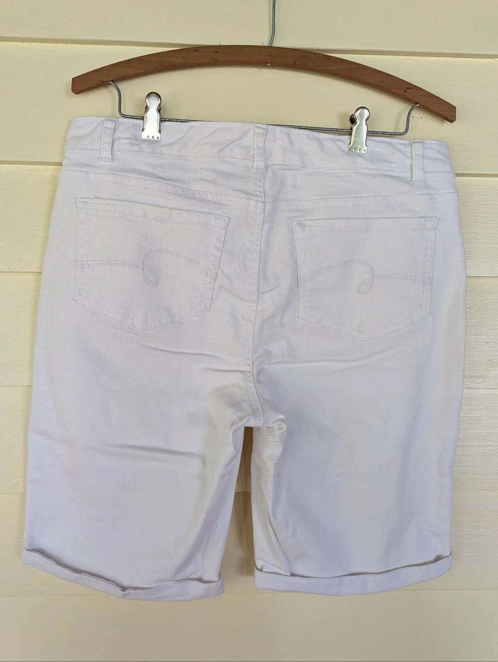Justice White Stretch Cotton Blend Shorts Size 18 Plus